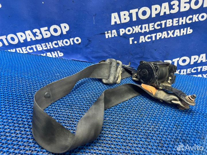 Передний правый ремень безопасности Chevrolet