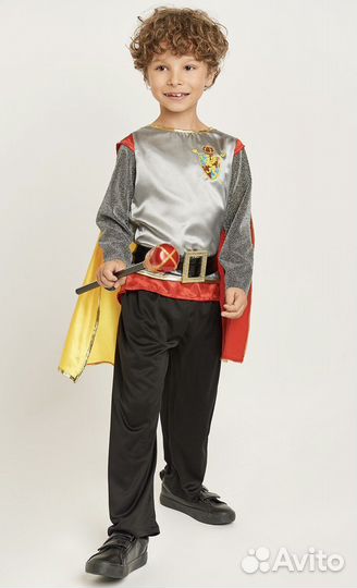 Костюм рыцаря, богатыря