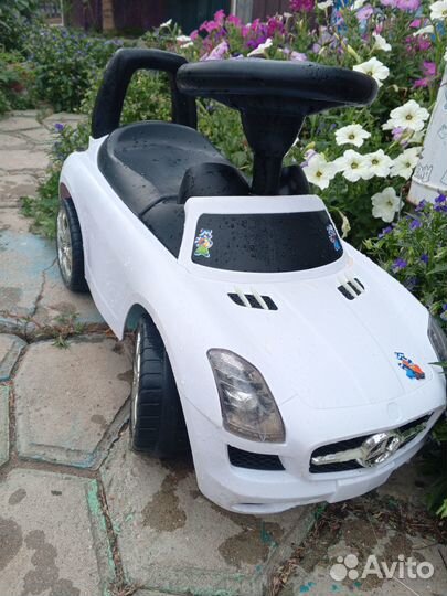 Машинка толокар