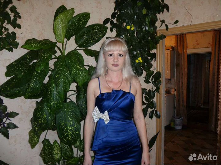 Вечерние платья