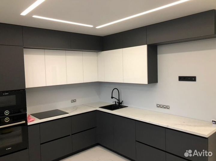 Кухонные гарнитуры. Арт.Ж040