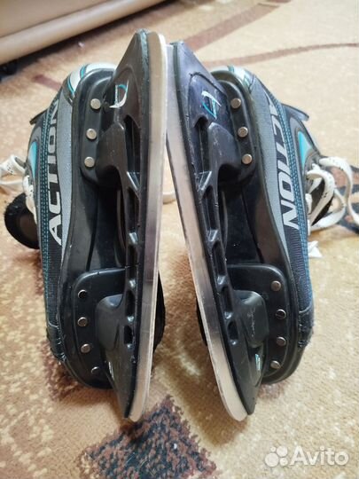 Коньки хоккейные