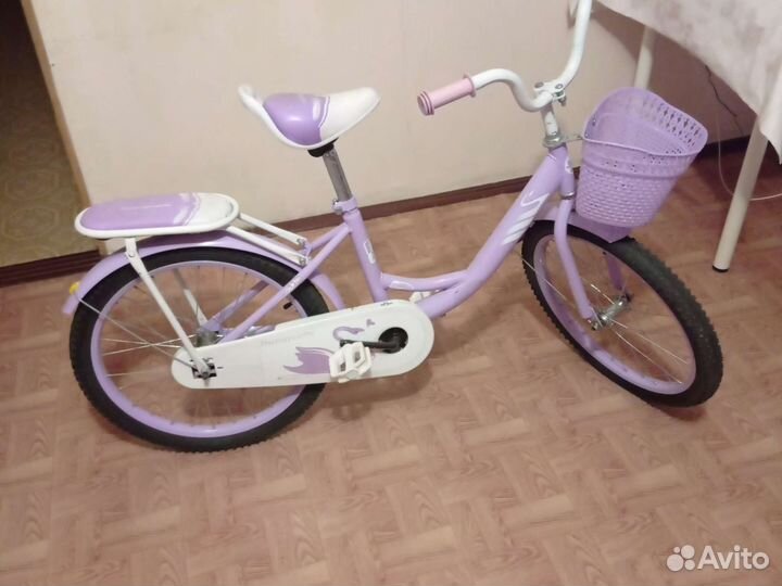 Велосипед почти новый месяц катался дочка