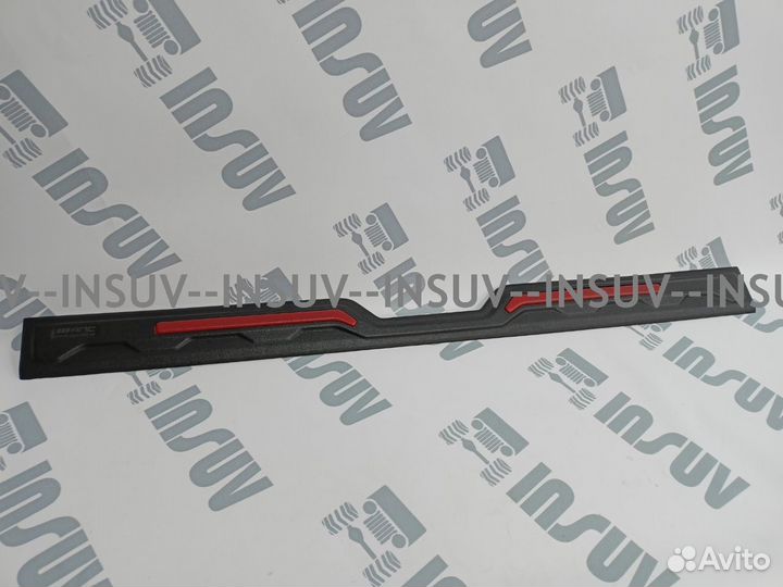 Накладка на дверь задка Нива 21213, 2131