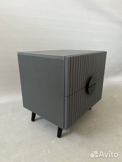 Тумба прикроватная