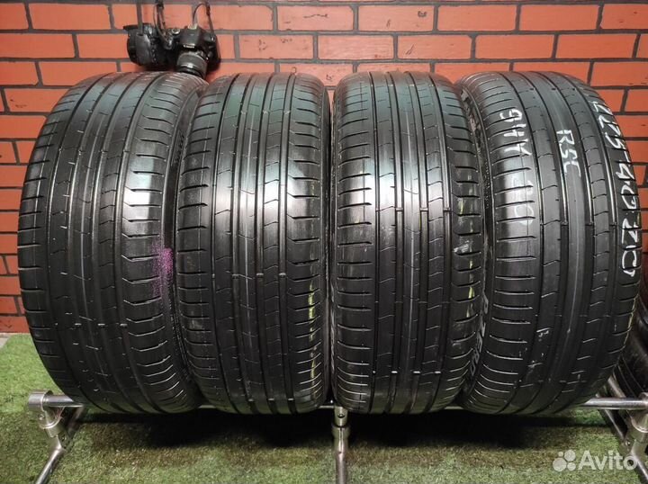 Pirelli P Zero PZ4 225/40 R20 94Y