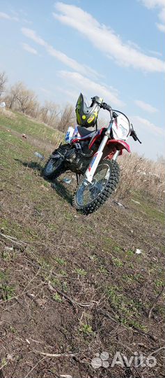 Motoland RZ 200