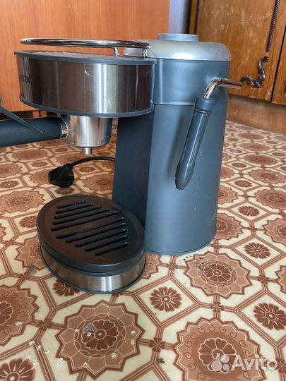 Кофеварка vitek 1524 на запчасти