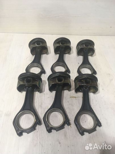 Поршень с шатуном BMW 7 Е65 N62 4.4