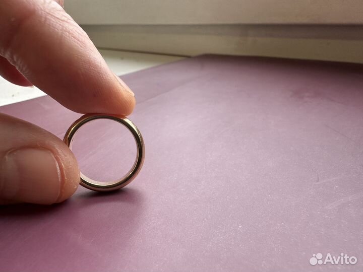 Золотое кольцо cartier 750 пробы