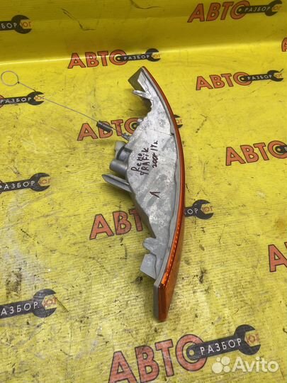 Указатель поворотов левый Renault Trafic 2001-14г