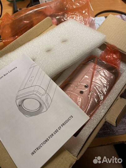 Видеокамера HD-SDI CNB BHC220