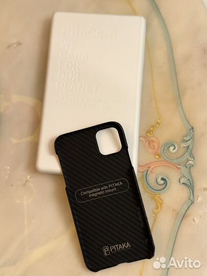 Чехол Pitaka для iPhone 11, черно-серый, кевлар