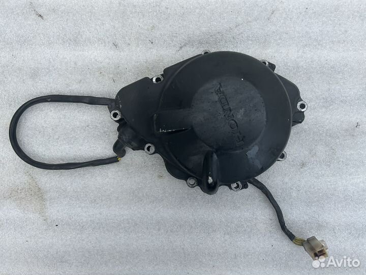 Honda CBR954RR крышка генератора