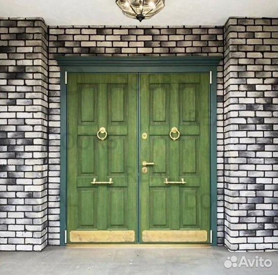 Двустворчатая железная входная дверь для улицы