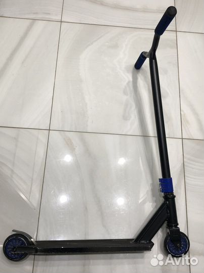 Трюковой самокат