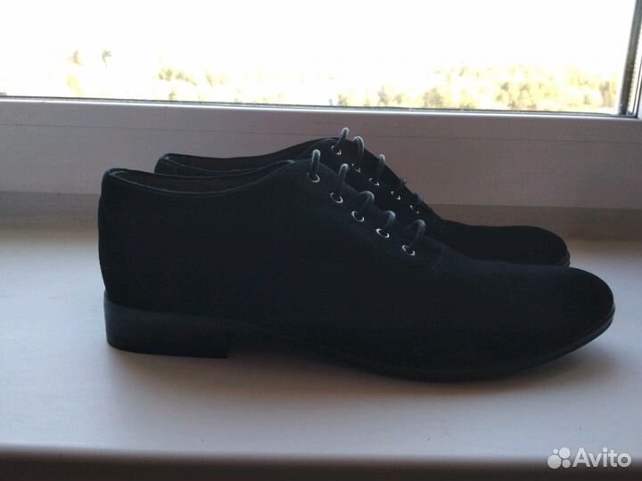 Продаю п/ботинки женские- натуральная замша новые