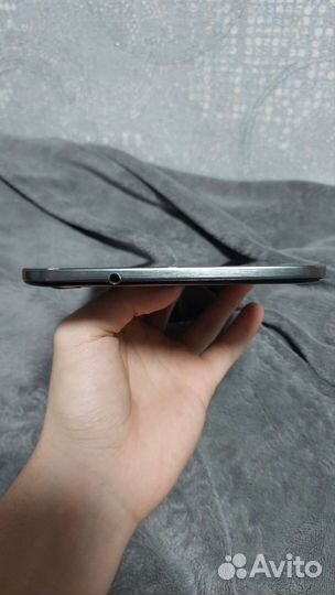 Планшет Samsung Galaxy Tab 3