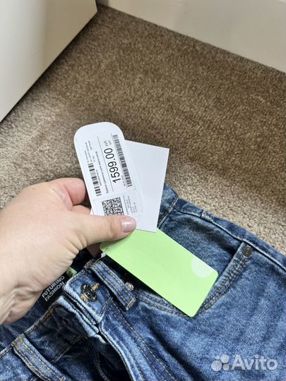 Джинсы futurino 122 новые