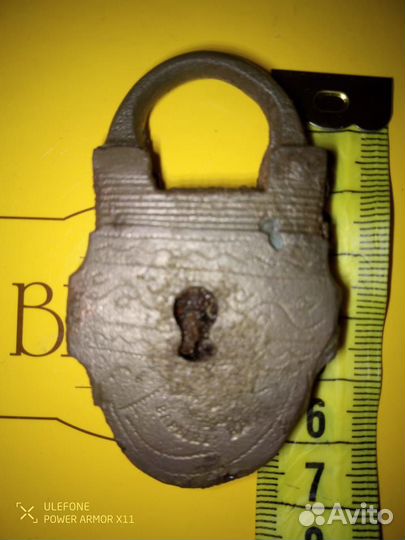 Замок старинный навесной