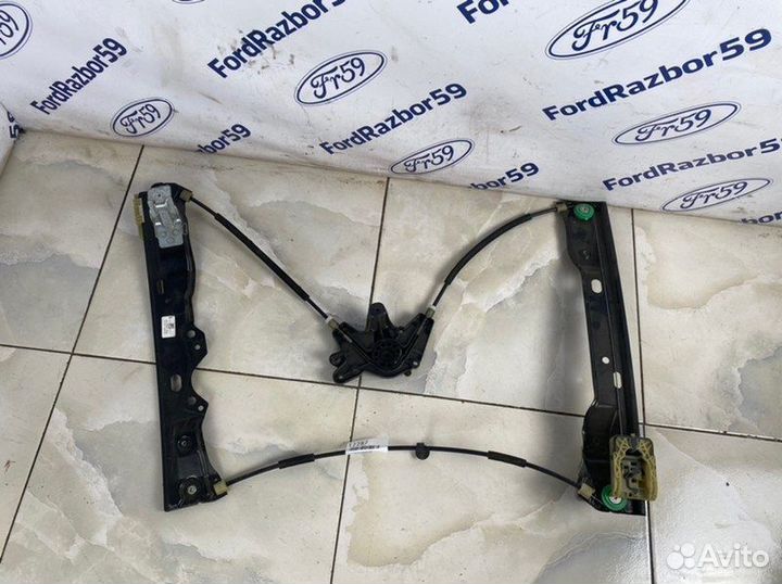 Стеклоподъемник передний левый Ford Focus 3 CB8