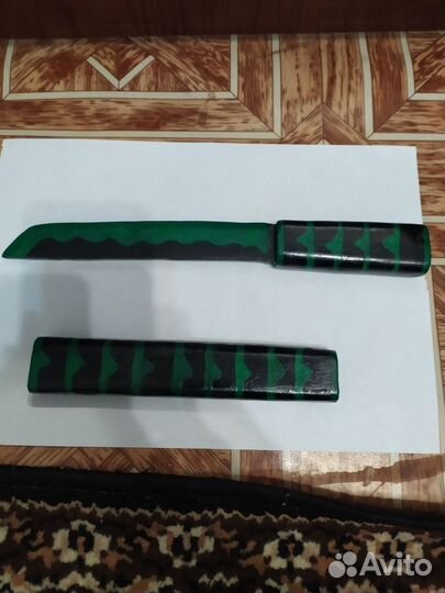 Ножи танто из дерева в скине малахит