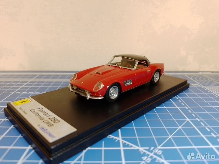 Ferrari 250 LWB 1/43 Look Smart