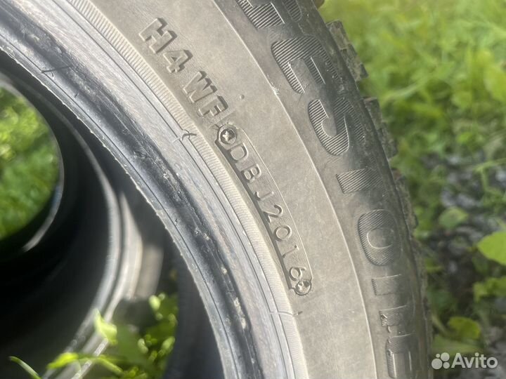 Bridgestone Blizzak Ice 255/45 R18 29L