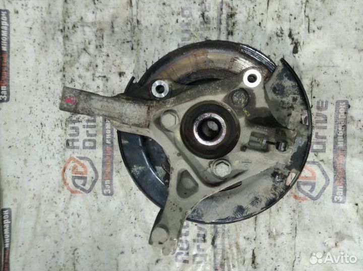 Кулак поворотный передний левый Chevrolet Cruze