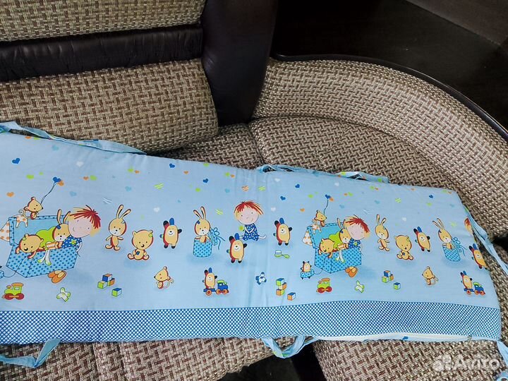 Бортики в кроватку