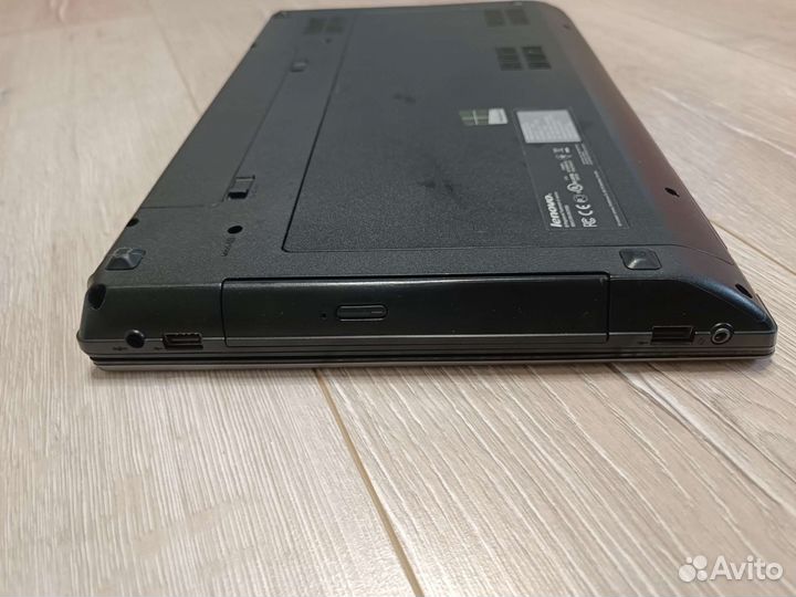 Lenovo P585 A8/16GB/240GB