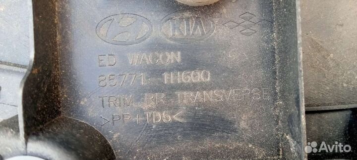 Накладка крышки багажника на Киа Сиид 1 Kia Ceed 1