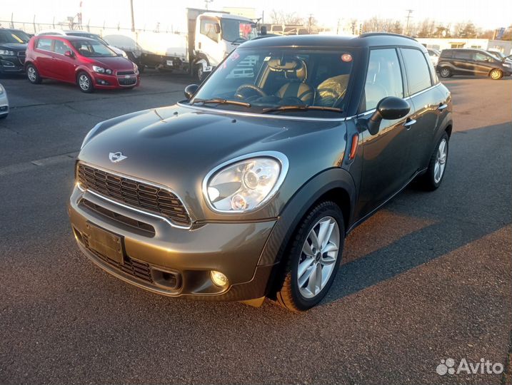 В разбор из Японии Mini Countryman S R60 N18B16A