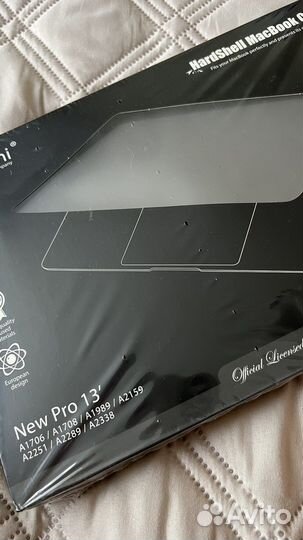 Накладка чехол на Macbook Pro 13