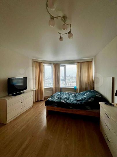 1-к. квартира, 42 м², 24/26 эт.