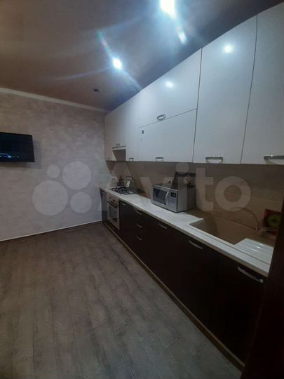 3-к. квартира, 81,6 м², 1/1 эт.