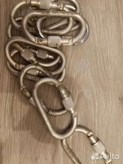 Шлямбурное ухо д.10мм оцинковка