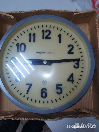 Часы вторичные из СССР 