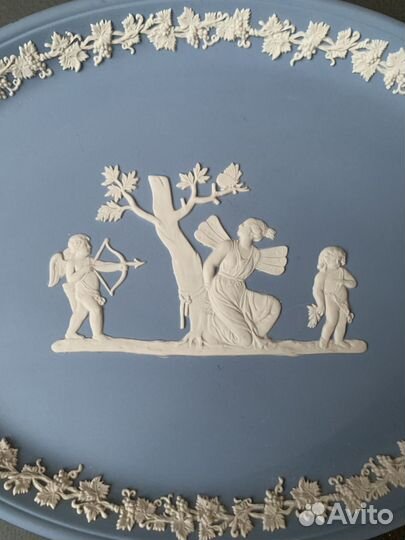 Декоративная тарелка Wedgwood