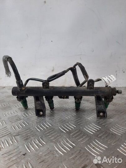 Топливная рампа Peugeot 206 универсал 1.4 KFW 2006