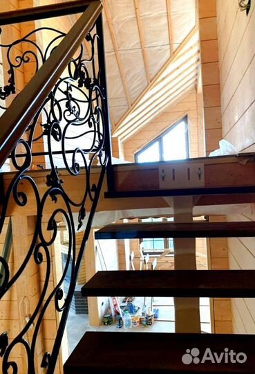 Лестницы с поворотом под ключ