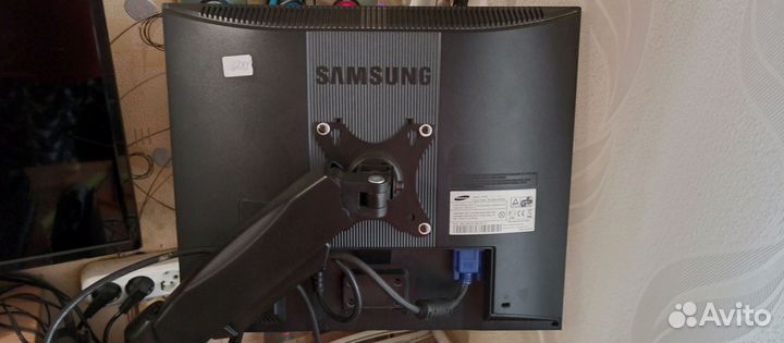 Монитор samsung 913N