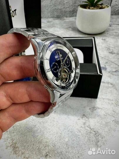 Часы мужские механические Omega
