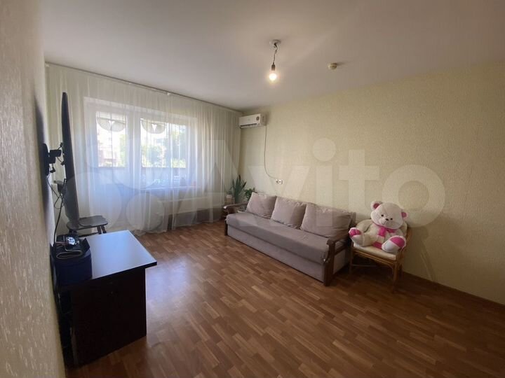 2-к. квартира, 62 м², 3/10 эт.