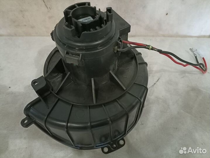 Opel Astra H Моторчик отопителя