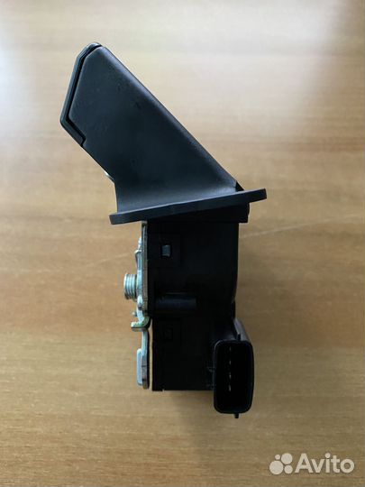 Замок крышки багажника Kia/Hyundai арт. 81230A6000