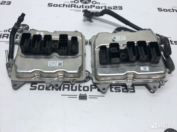 Блок управления двигателем BMW X5 F15 N63B44