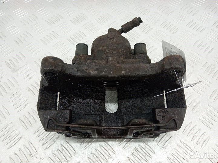 Суппорт передний правый для Volkswagen Passat 6