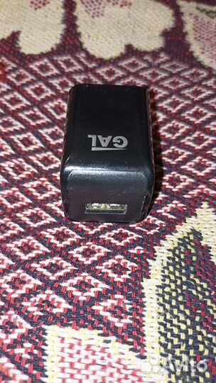 Сетевое зарядное устройство