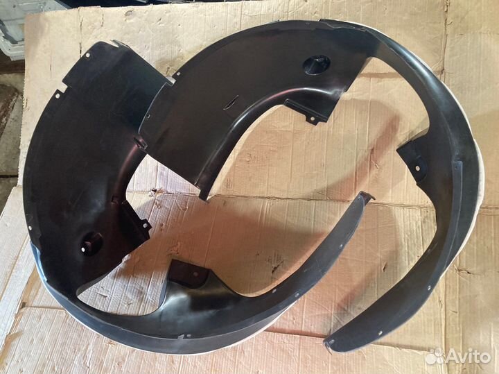 Подкрылок передний лев/прав Chery Tiggo 4/4PRO